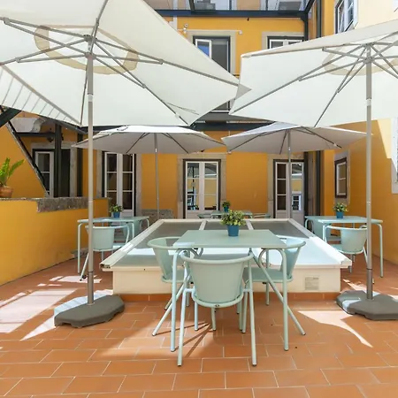 Metropolitan Living Lisbon - Janelas Verdes-2